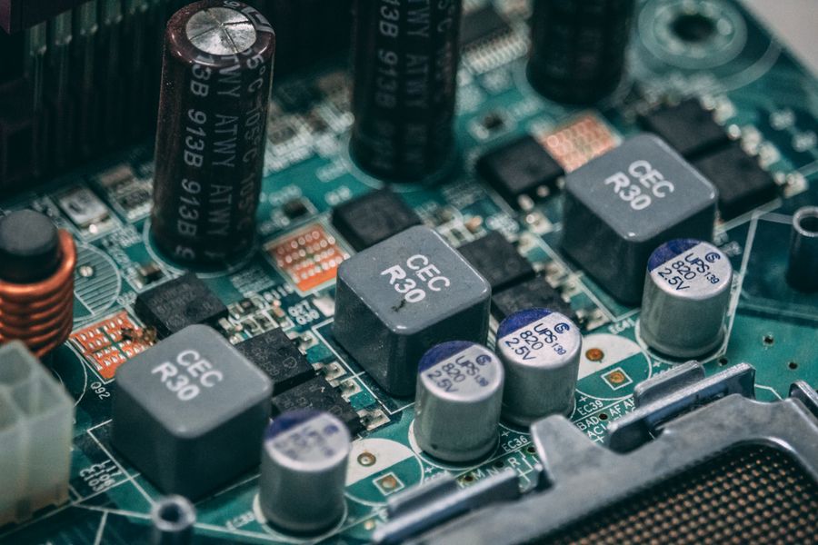Programmable bias and reference voltage on PCB